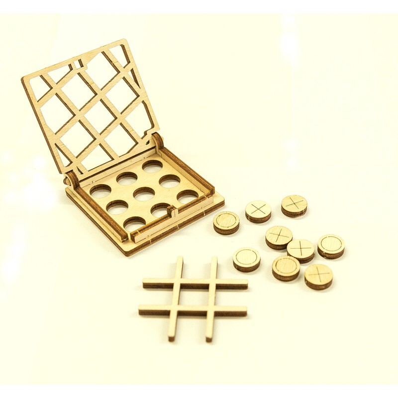 Kleines Brettspiel Tic Tac Toe № 1 Modell