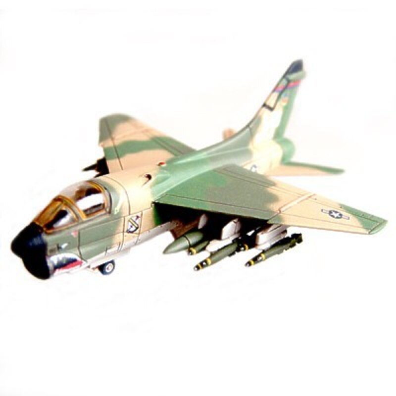 Vought A-7D KORSAR II (ab FE Resin FER14487) 