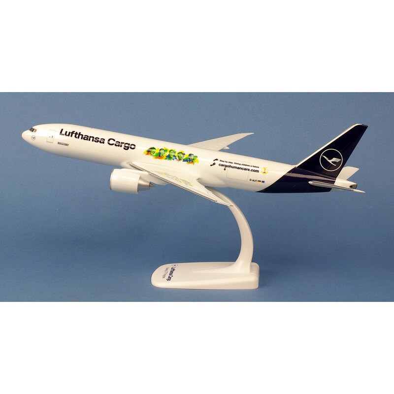 Lufthansa Cargo Human Care Buenos Dias Mexiko Boeing 777F D-ALFI Miniaturflugzeug