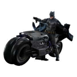 The Flash with Vehicle Movie Masterpiece 1/6 Batman & Batcycle Set 30cm Actionfigure