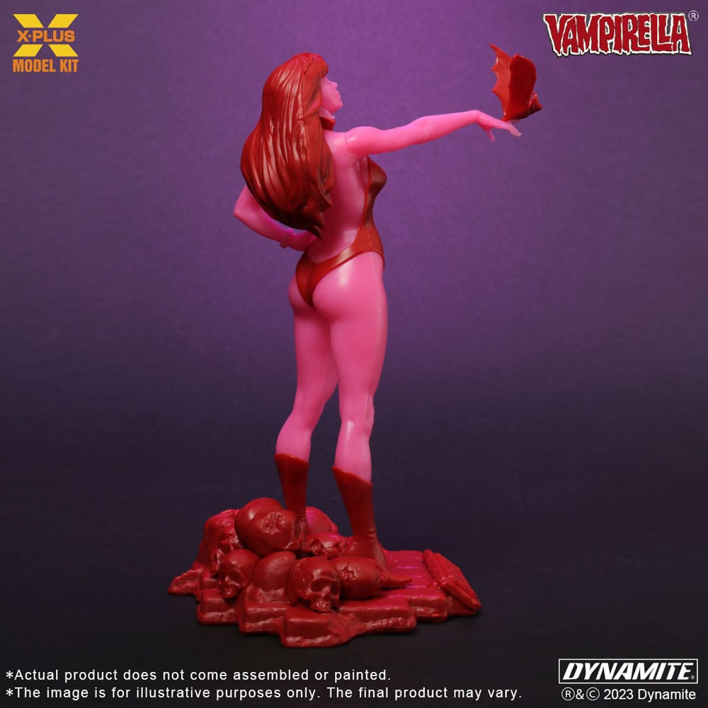 正規通販 【内袋未開封】X-PLUS VAMPIRELLA 1/8スケールモデル