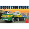 AMT: 1:25 1966 Dodge L700 Truck with Flatbed Racing Trailer Modellbausatz 