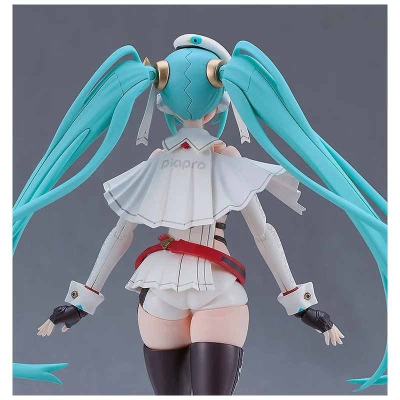 Hatsune Miku GT Project model kit Plamatea Racing Miku: 2023 Ver. 15cm