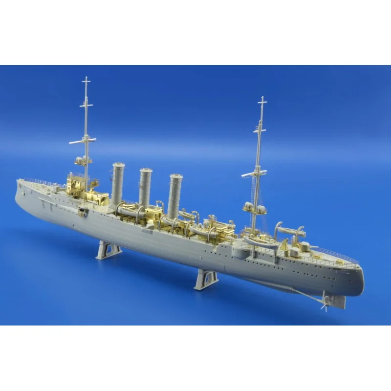 SMS Emden Teil 1 1/350 (so konzipiert, dass die Landwirtschaft mit Revell-Kits)