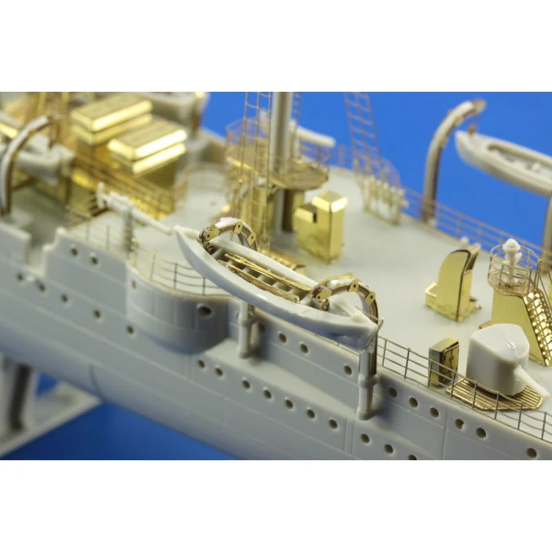 SMS Emden Teil 1 1/350 (so konzipiert, dass die Landwirtschaft mit Revell-Kits)