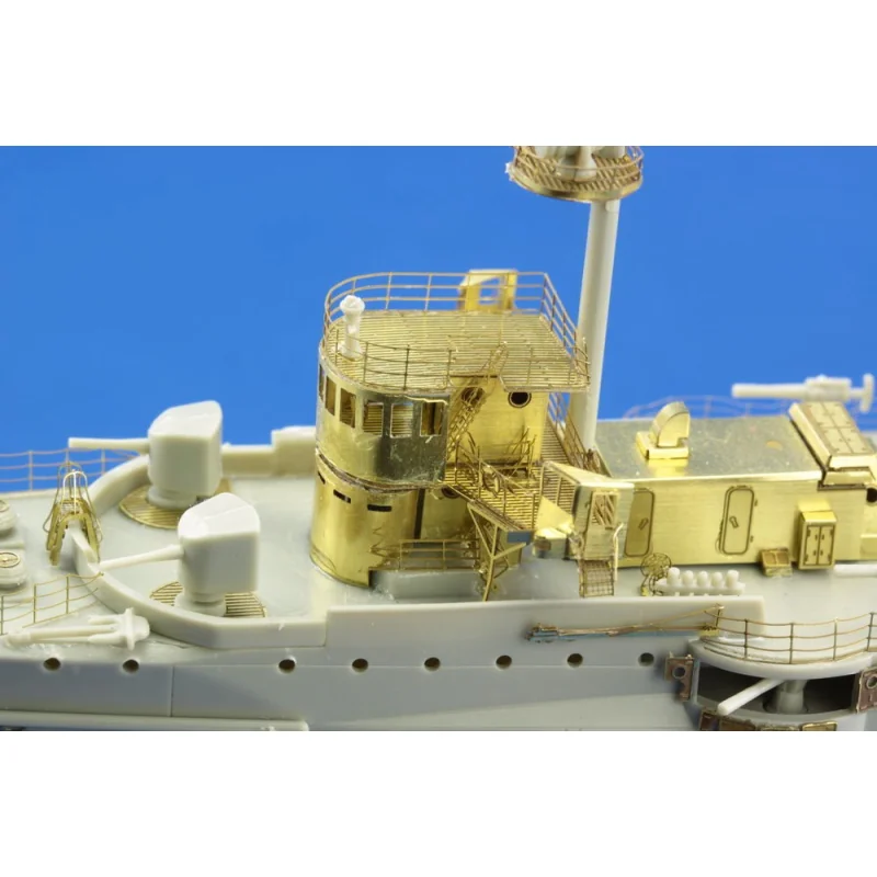 SMS Emden Teil 1 1/350 (so konzipiert, dass die Landwirtschaft mit Revell-Kits)