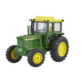 JOHN DEERE 4020 mit Kabine