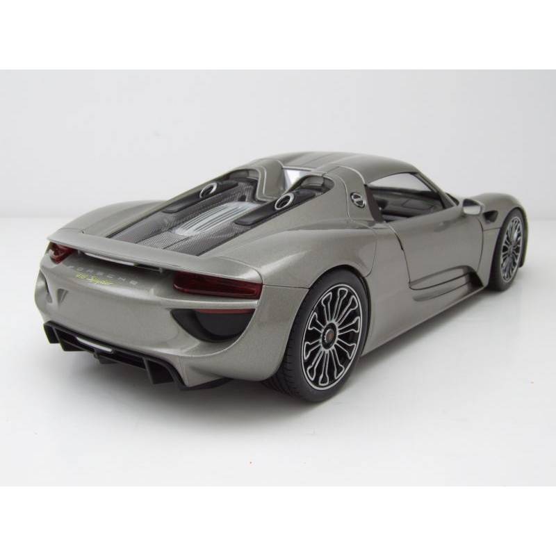 PORSCHE 918 Spyder 2012 grau