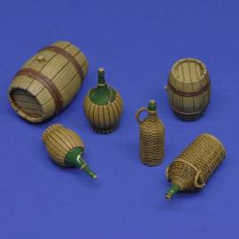 Royal Model: 1/35; Wicker Bottles and small barrels 