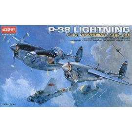 Lockheed P-38 Lightning. Beinhaltet alternative Teile zu Lockheed P-38J, Lockheed P-38J Droopsnoot, Lockheed P-38L Blitz Pathfin